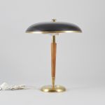 1260 1332 TABLE LAMP